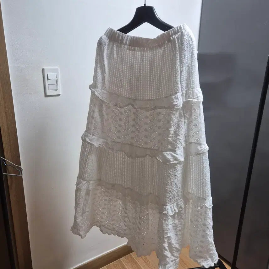 [BUNJANG] White Lace Tiered Skirt / 화이트 레이스 캉캉 스커트