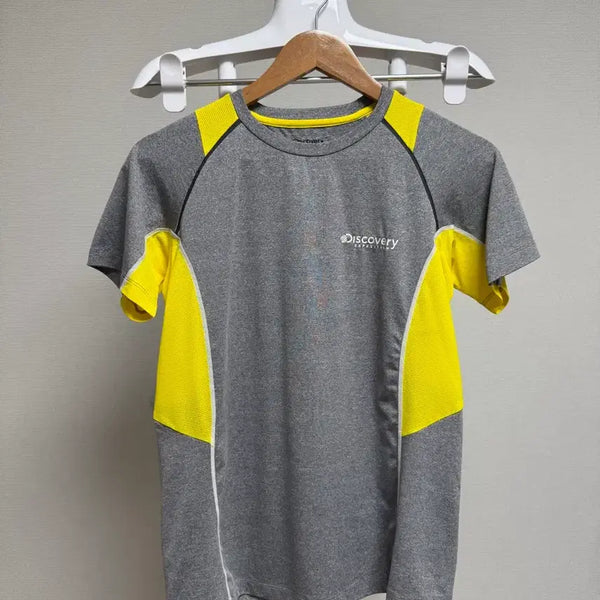 [BUNJANG] Discovery Women's Functional Half-Sleeve T-Shirt Size 95 / 디스커버리 여성 기능성 반팔티셔츠 95사이즈