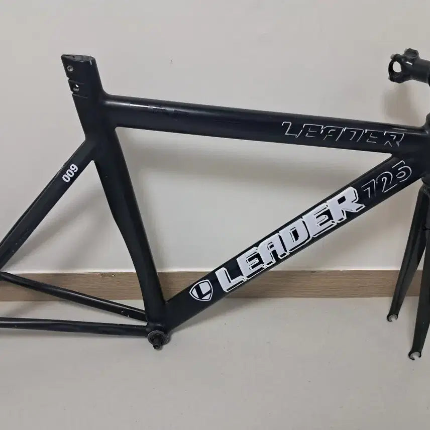[BUNJANG] Leader 725 Deda Limited Track Bike / 리더 725 데다 리미티드 반차.(판/대)      언노운엔진11콘스탄틴