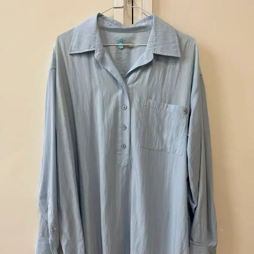 [BUNJANG] Avie mua Natural Oversized Half Open Shirt / 아비에무아 내추럴 오버핏 하프 오픈셔츠