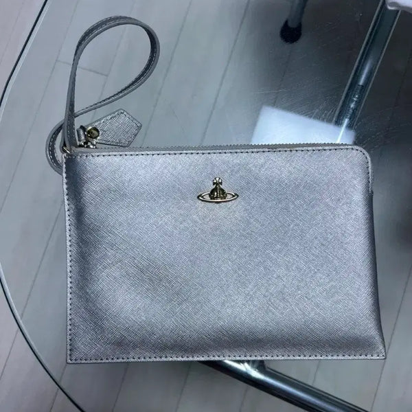 [BUNJANG] Vivienne Westwood Saffiano Leather Silver Clutch Bag / 비비안웨스트우드 실버 클러치백