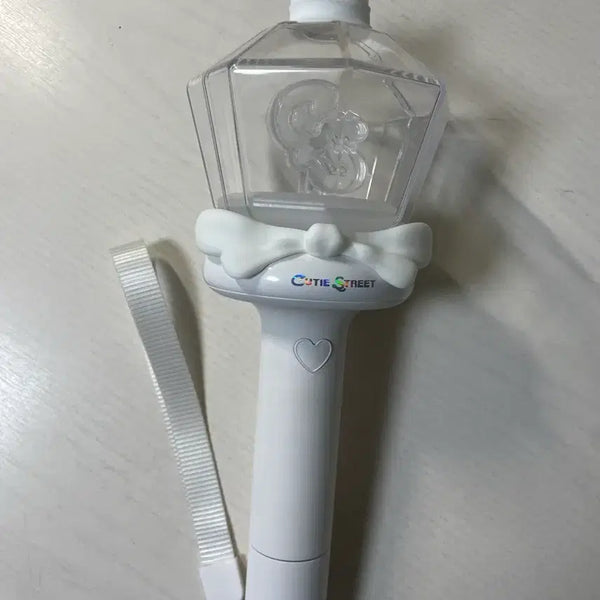 [BUNJANG] Cutie Street Q-ST Official Lightstick Fanlight / 큐티스트리트 큐스토 공식 응원봉 팬라이트