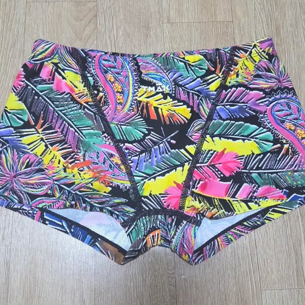 [BUNJANG] TMAK UKT-0432 Men's Short Square Swim Trunks / (새상품급)티막(TMAK)UKT-0432멀티 남성숏사각수영복
