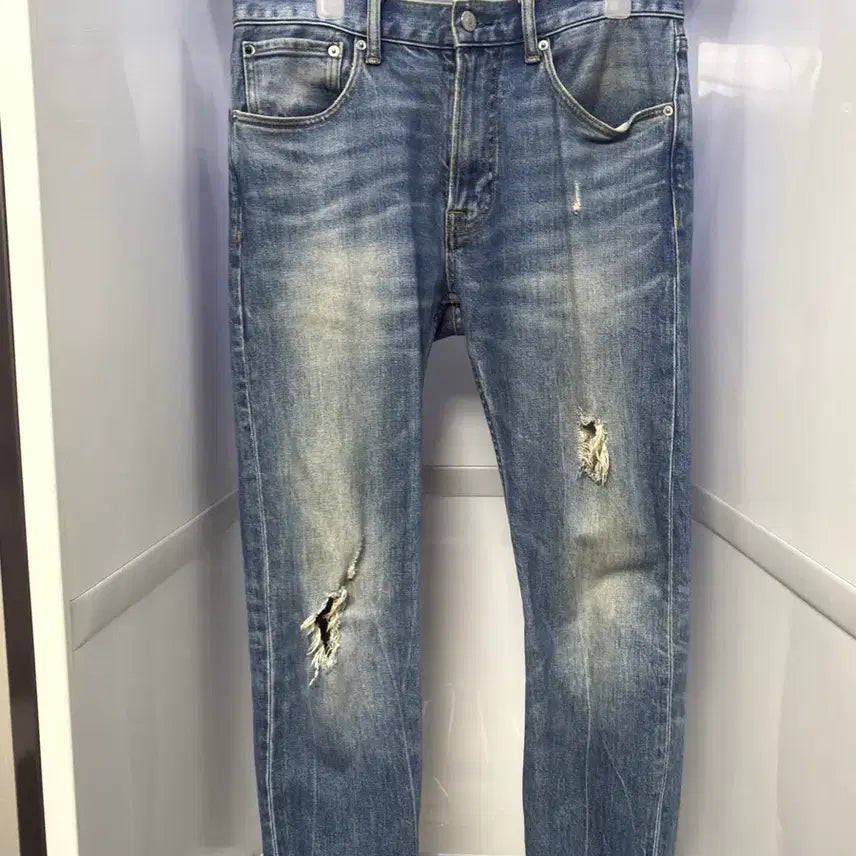 [BUNJANG] Calvin Klein Jeans Premium Italian Denim Distressed Wash Jeans W30 / 캘빈클라인진스 데미지 워싱 청바지 W30