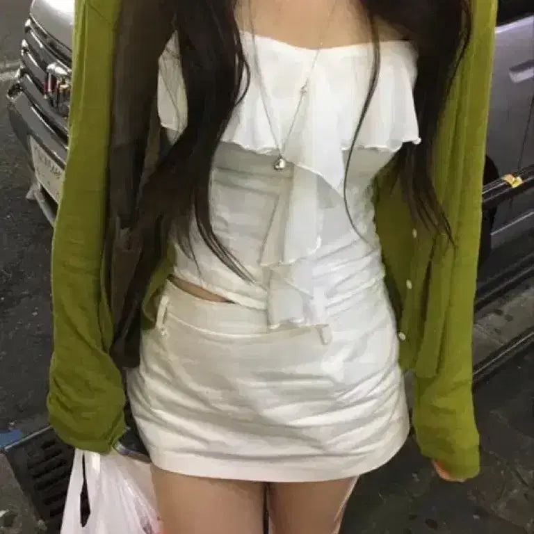 [BUNJANG] Our Cabinet Love Frill Sleeveless Top / 아워캐비넷 러브프릴 슬리브리스