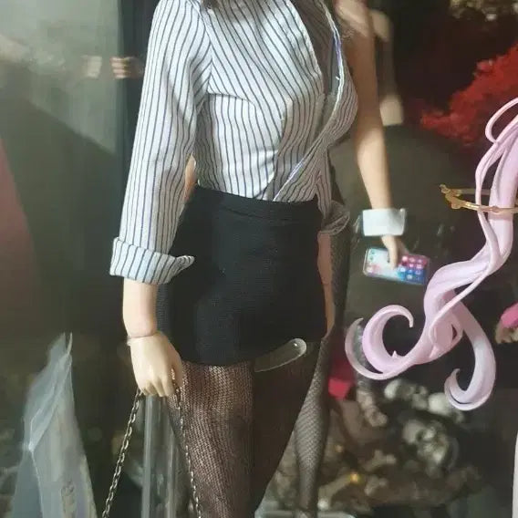 [BUNJANG] Seamless Figure Body with Striped Shirt, Black Skirt, and Stockings (Compatible with Hot Toys) / 핫토이 호환 피첸 팝니다