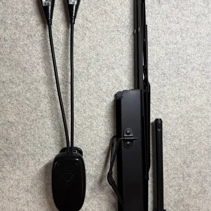 [BUNJANG] Widen Company Music Stand + LED Clip Book Light Bundle / 와이든컴퍼니 악보대 + 북라이트