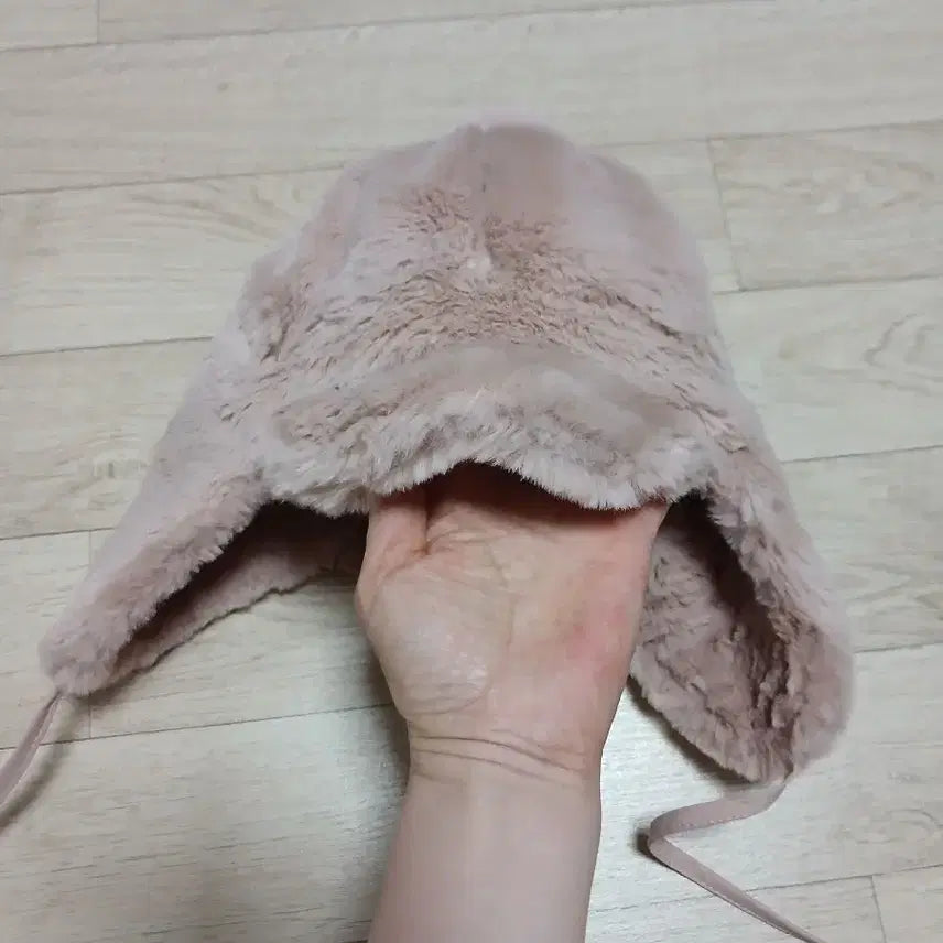 [BUNJANG] Cleveland Women's Faux Fur Earmuff Hat / 클리블랜드 여성 퍼 귀달이 모자