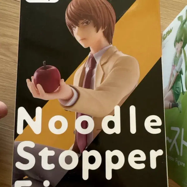 [BUNJANG] Light Yagami Apple Holding Figure / 야가미라이토
