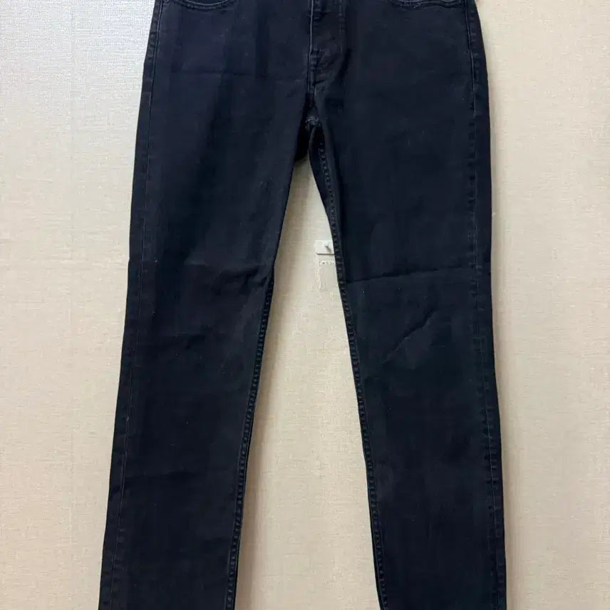 [BUNJANG] Calvin Klein Men's Skinny Black Denim Pants (32-33 Inch) / (남성복) 캘빈클라인 스키니 흑청 데님 팬츠 32-33인치