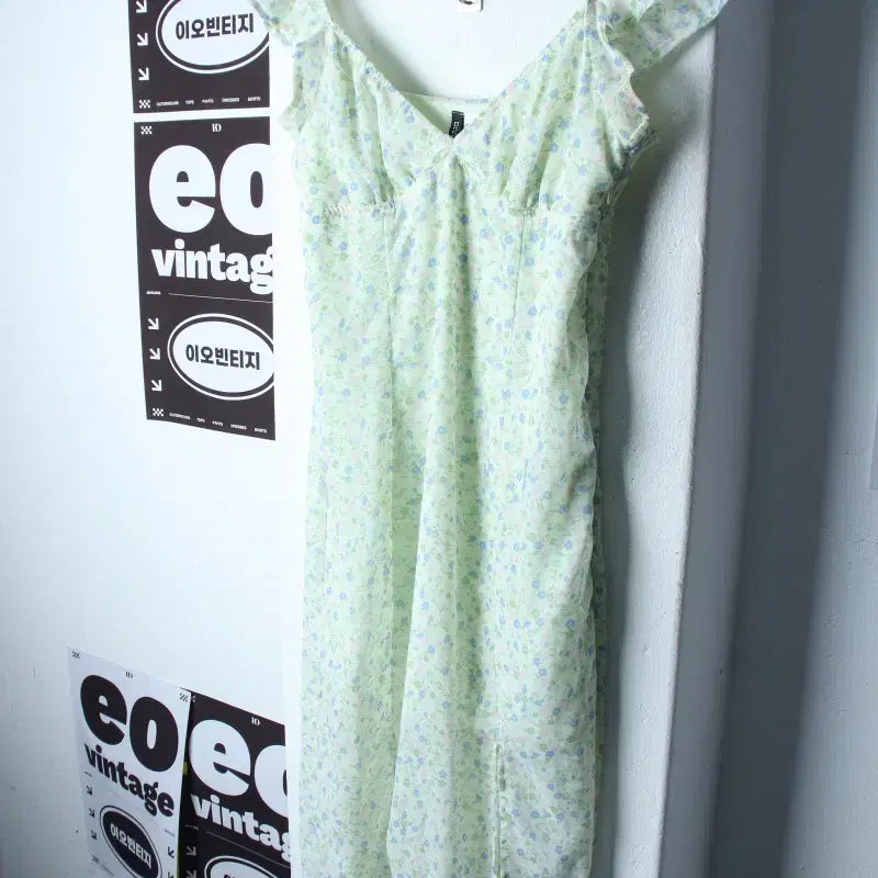 [BUNJANG] H&M Sleeveless Floral Midi Dress / W(M) 에이치앤엠 드레스 원피스 새상품 민소매 연그린 플라워-H3504