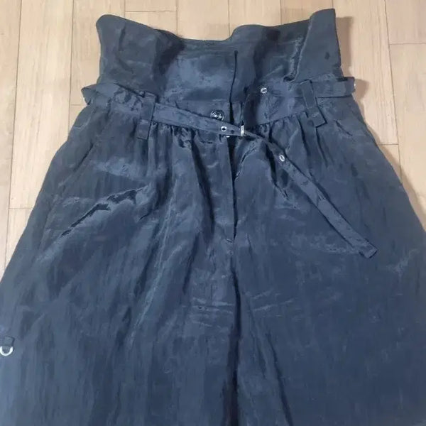 [BUNJANG] TIME Crinkle Shorts Black Belt Included / 타임크링클쇼츠 64