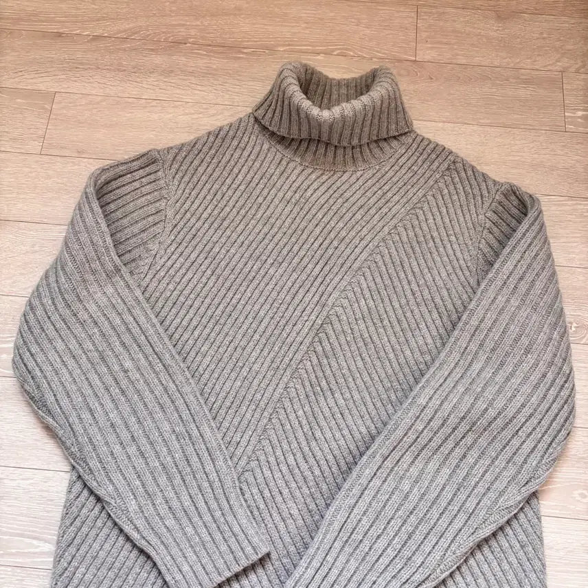 [BUNJANG] Club Monaco Turtleneck Knit Sweater - Grey (M) / 클럽모나코 목폴라 니트 그레이 M