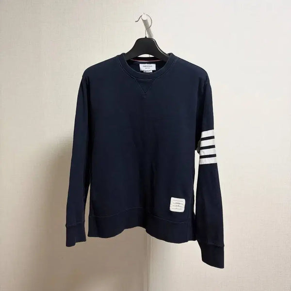 [BUNJANG] Thom Browne Striped Armband Sweatshirt Navy / [6사이즈/정품] 톰브라운 사선완장 맨투맨 네이비