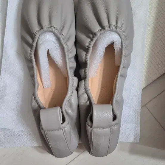 [BUNJANG] Kallang Pleated Flat Shoes / 깔랑주름플랫