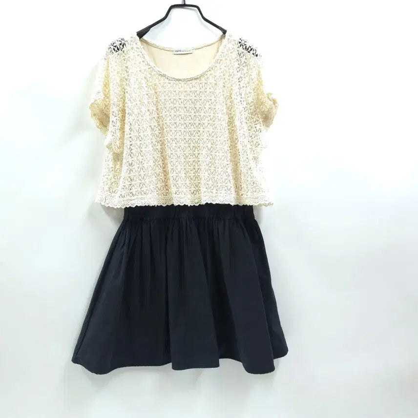 [BUNJANG] earth music&ecology Cotton Scallop Lace Layered Dress / EARTH 어스 뮤직앤에콜로지 코튼 스칼럽레이스 레이어드원피스 C570