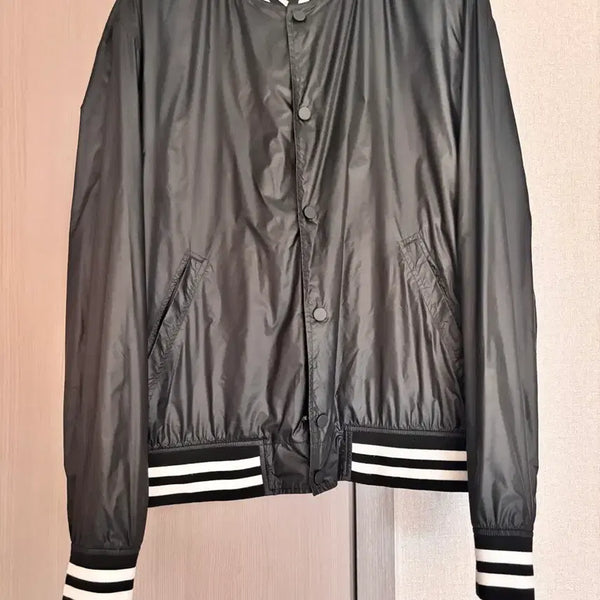 [BUNJANG] Theory Nylon Stadium Varsity Jacket Black / 띠어리 나일론 스타디움 바시티 자켓 블랙
