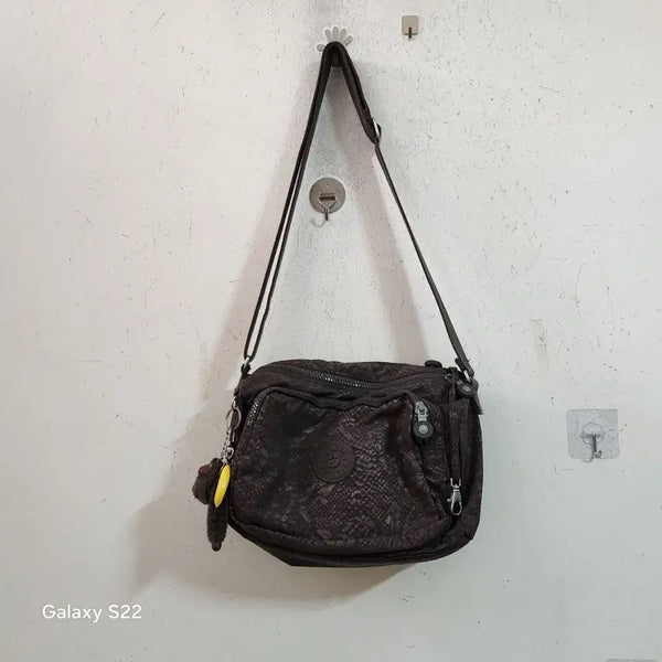 [BUNJANG] Kipling Crossbody Bag Brown Snakeskin Pattern / 키플링 크로스백 브라운 뱀피 패턴