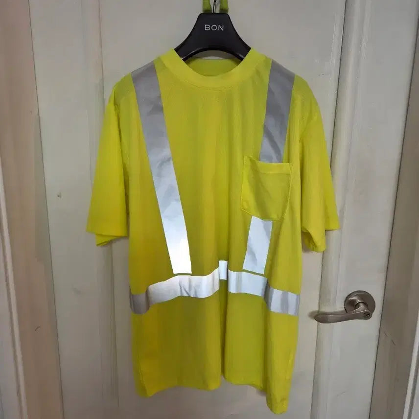 [BUNJANG] High-Visibility Fluorescent Yellow Short-Sleeve T-Shirt (Size 105-110) / 안전 형광 노란색 반팔 티셔츠 105-110사이즈
