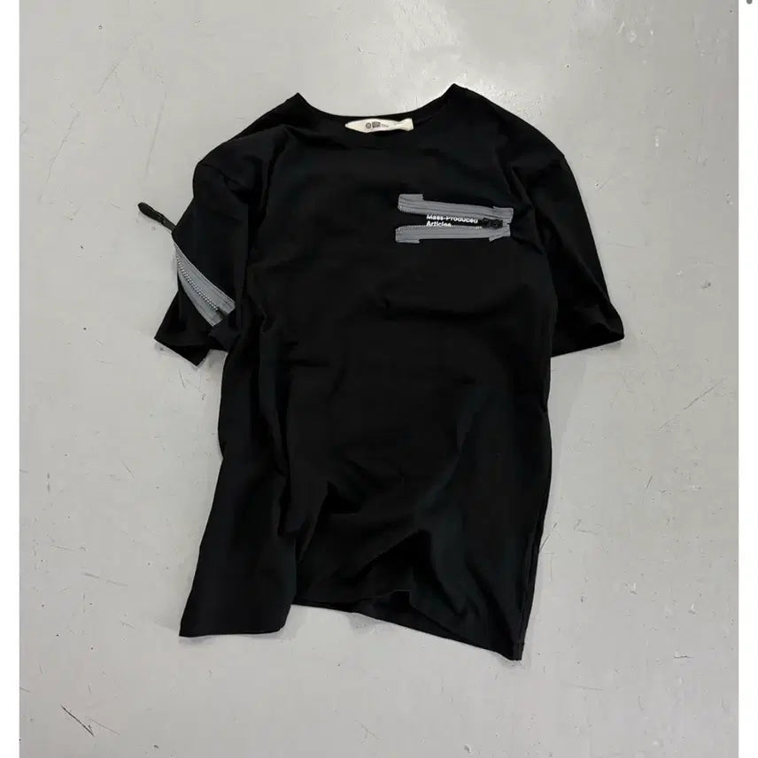 [BUNJANG] Plastic Product Black Short Sleeve T-Shirt (Size L) / 플라스틱프로덕트 반팔 L (구매)