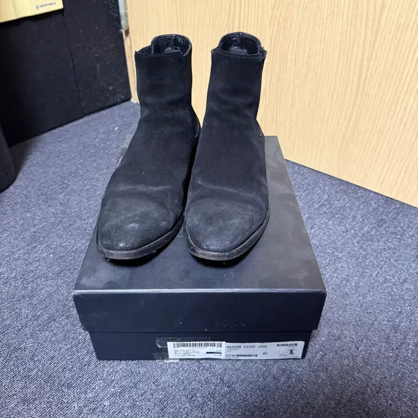 [BUNJANG] Saint Laurent Wyatt 30 Black Suede Boots / 생로랑 와이어트30 블랙 스웨이드