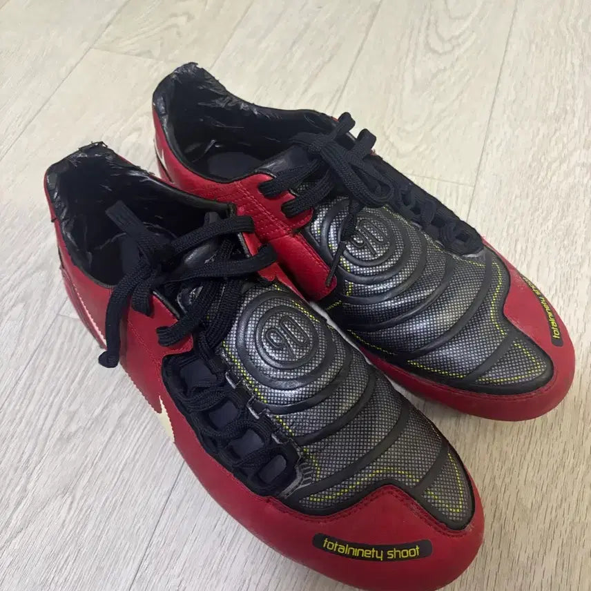 [BUNJANG] Nike Total 90 Football Boots - Size 255 / 나이키 토탈 90 축구화 싸게 팝니다  ^^