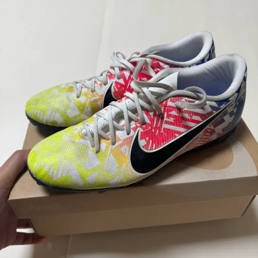 [BUNJANG] Nike Mercurial Vapor 13 Neymar Futsal Shoes (275mm) / (상태AA) 나이키 머큐리얼 베이퍼13 네이마르 풋살화 275