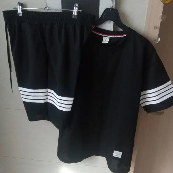 [BUNJANG] Black Three-Stripe Short Sleeve T-Shirt and Shorts Set - L / 블랙 삼선 반팔 티셔츠 세트 L 새상품