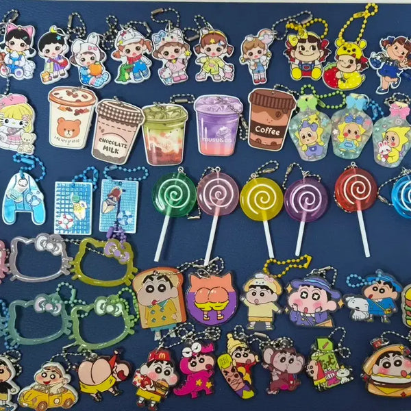 [BUNJANG] Crayon Shin-chan & Hello Kitty Character Keychain Bundle / 천원 키링 캐릭터 키링 짱구 헬로키티 짱구는못말려
