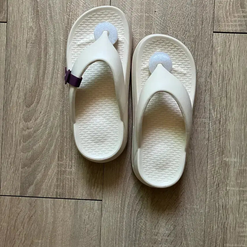 [BUNJANG] Saint Satin Platform Flip-flops (Beige) (New) / 세인트새틴 통굽 쪼리 (베이지) (새상품)