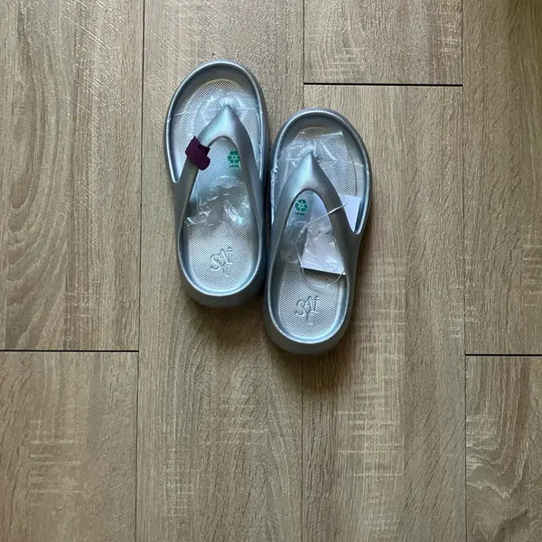 [BUNJANG] Saint Satin Jjori Sandals (Silver) / 세인트새틴 쪼리 (실버) (새상품)