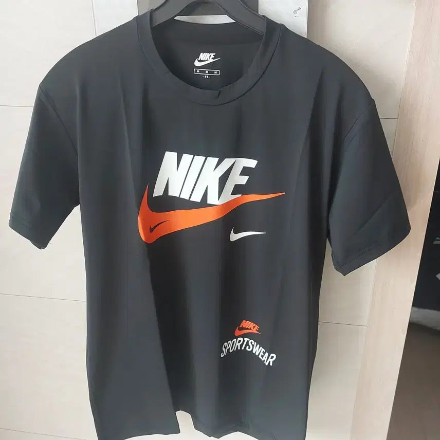 [BUNJANG] Nike Cooling Short Sleeve T-Shirt Black M / 나이키 냉감 반팔티 블랙 M 새상품