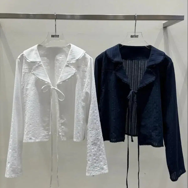 [BUNJANG] Outfit Lace Blouse Navy / 아웃핏 레이스 블라우스 네이비