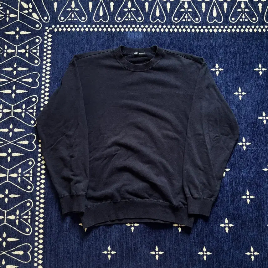 [BUNJANG] 90s Issey Miyake Archive Back Logo Sweatshirt Sample / 90s 이세이미야케 아카이브 백로고 스웻 샘플