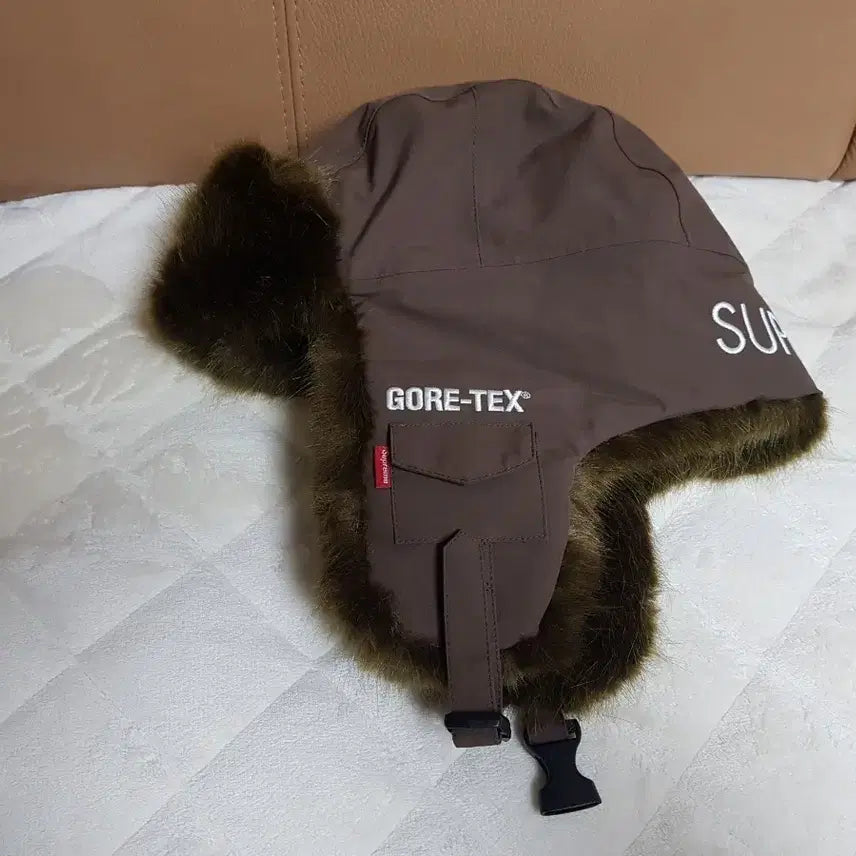 [BUNJANG] Supreme Gore-Tex Trooper Hat Brown FW18 / 슈프림 고어텍스 트루퍼 햇 모자 브라운 18FW