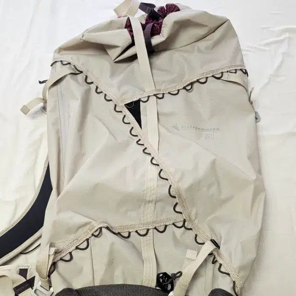 [BUNJANG] Klättermusen Ull 30L Backpack - Silver Grey / 클라터뮤젠 울 30L 실버크램