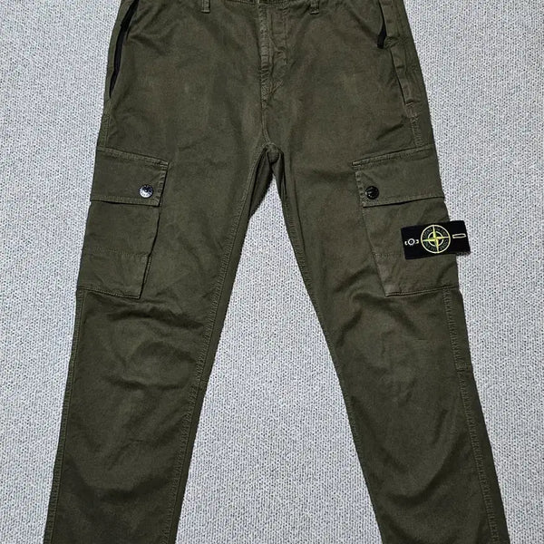 [BUNJANG] Stone Island 23FW Patch Cargo Pants Olive Khaki Size 30 / [W30 사이즈] 23FW 스톤아일랜드 와펜 카고 팬츠 올리브 카키 바지