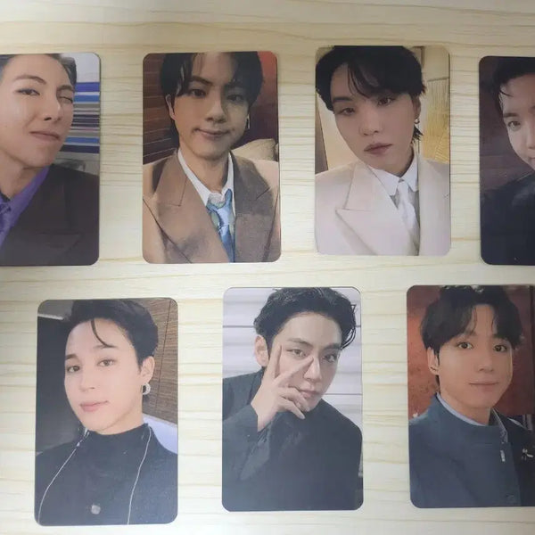 [BUNJANG] BTS Photocard Set (Unsealed) / 방탄소년단 BTS 포토카드 7종 (개봉 후 개별슬리브)