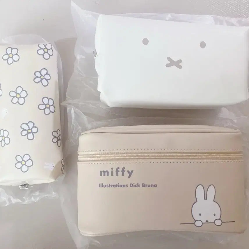 [BUNJANG] Miffy Pouch (3 Types) / 일본) 미피 파우치 3종 (새상품)