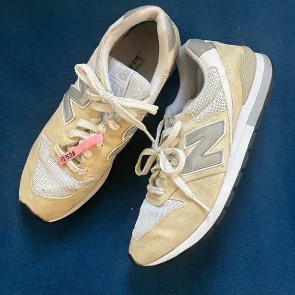 [BUNJANG] New Balance 996 Beige Sneakers / [270] 뉴발란스 996 New balance