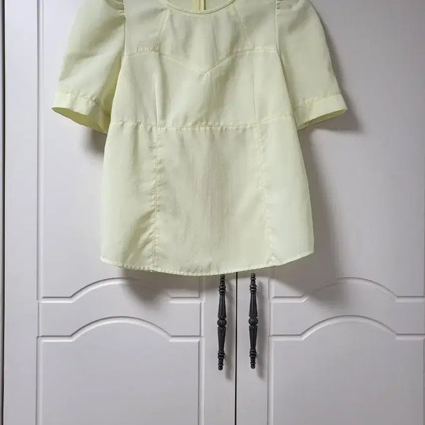 [BUNJANG] It MICHAA Rue Blouse Lemon / 잇미샤 rue 블라우스