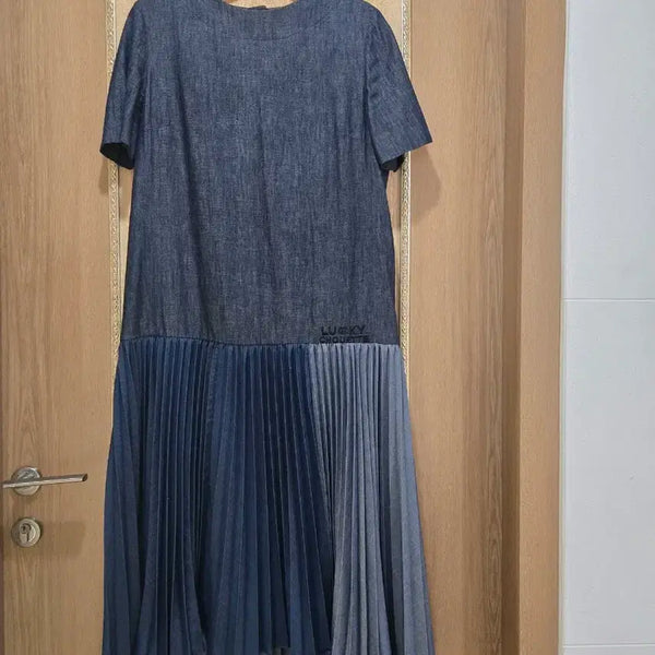 [BUNJANG] Lucky Chouette Denim Pleated Dress / 럭키슈에뜨 데님 플리츠 원피스