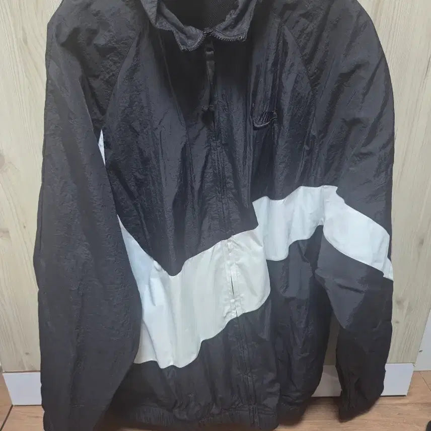 [BUNJANG] Nike Big Swoosh Windbreaker Jacket / 나이키 빅스우시 바람막이