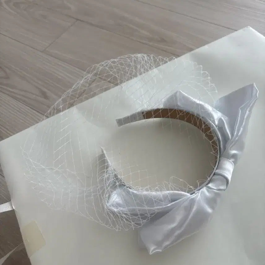 [BUNJANG] Wedding Photoshoot Face Veil with White Ribbon Detail / 웨딩촬영용 페이스 베일