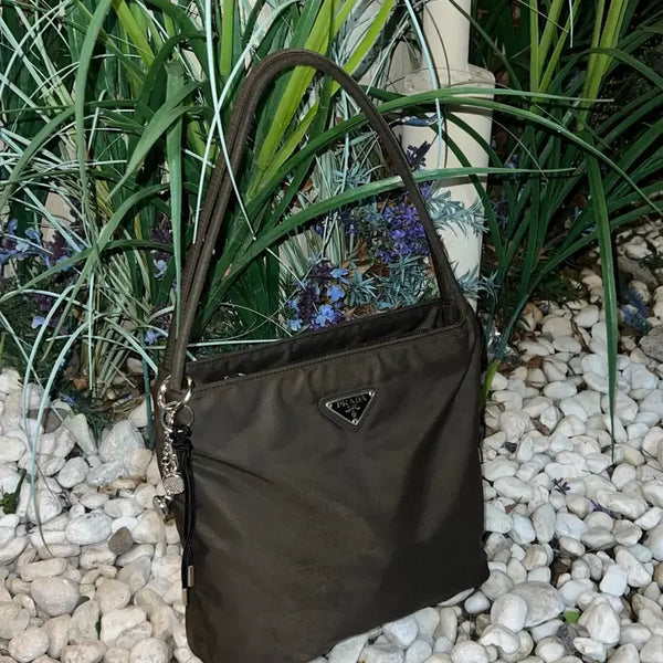 [BUNJANG] Prada Nylon Hobo Shoulder Bag Brown / 프라다 나일론 호보백 숄더백 브라운
