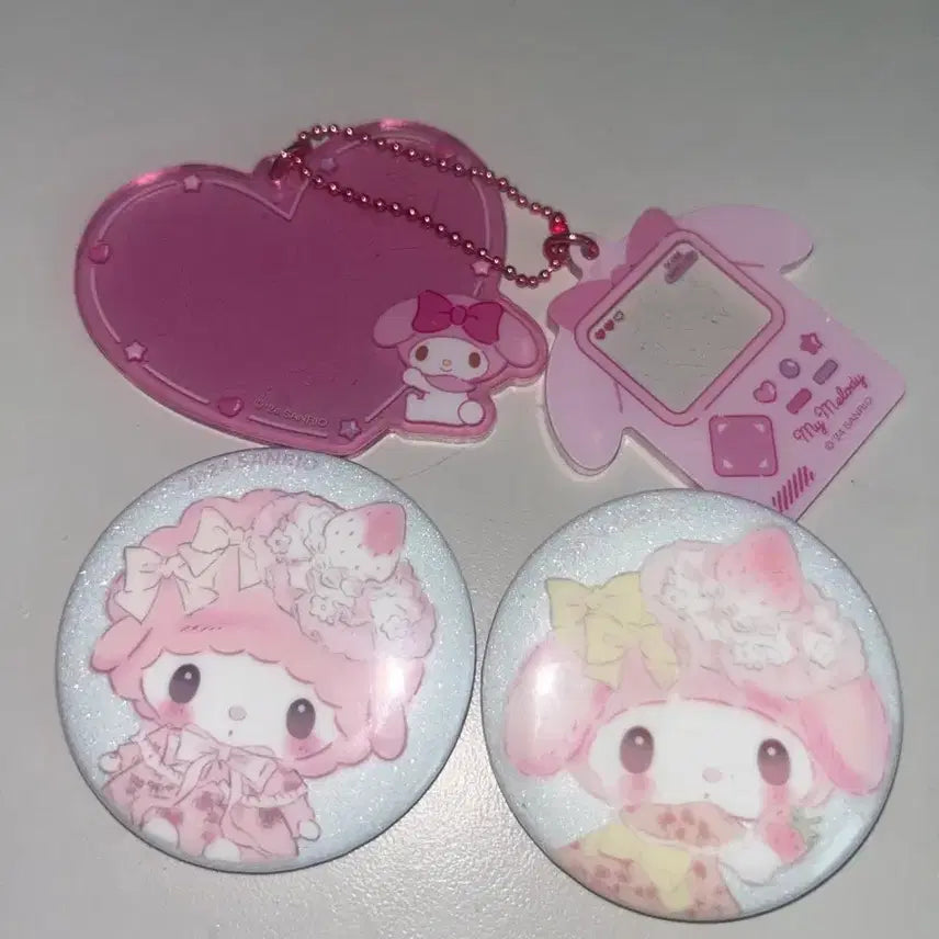 [BUNJANG] Sanrio My Melody Shiroy Higashi Can Badge Keyring Bundle / 마이멜로디 시로이치고 캔뱃지 키링 일괄 산리오