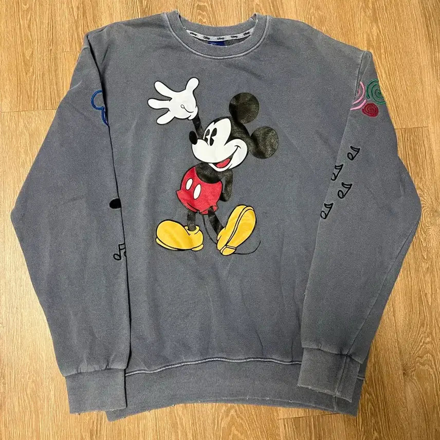 [BUNJANG] Disney Mickey Mouse Vintage Printing Long Sleeve Sweatshirt / 디즈니 미키마우스 맨투맨 [빈티지 롱슬리브 프린팅]