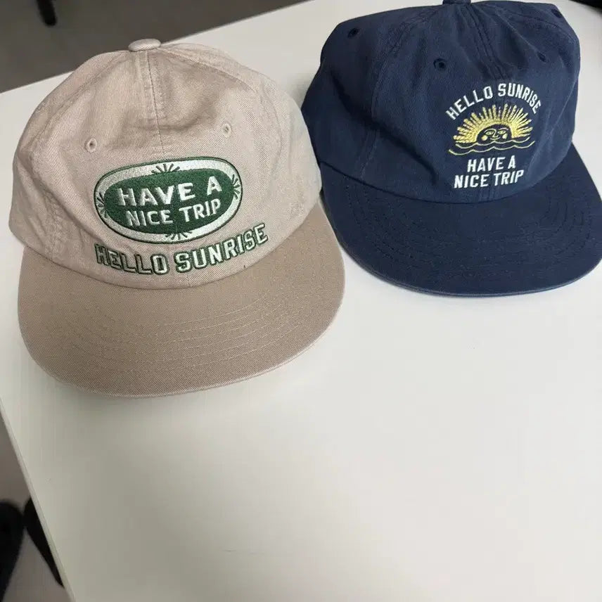 [BUNJANG] Hello Sunrise Navy & Beige Caps / 헬로선라이즈 모자