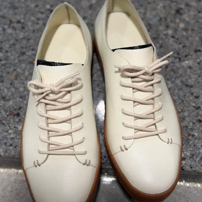 [BUNJANG] Kuers Quebec Sneakers Ivory Size 265 New / 쿠에른 퀘벡 스니커즈 아이보리 265사이즈 새상품