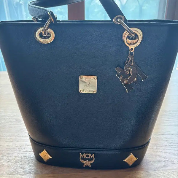 [BUNJANG] MCM Black Bucket Bag / MCM 블랙 버킷백